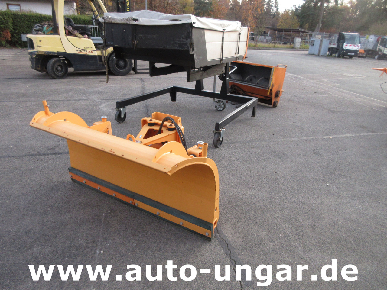 Nilfisk CR 3500 Winterdienst - Paket Schneepflug Streuer Kipper - Pritsche - Vozilo za čišćenje snijega: slika Nilfisk CR 3500 Winterdienst - Paket Schneepflug Streuer Kipper - Pritsche - Vozilo za čišćenje snijega Nilfisk CR 3500 Winterdienst - Paket Schneepflug Streuer Kipper - Pritsche - Vozilo za čišćenje snijega: slika Nilfisk CR 3500 Winterdienst - Paket Schneepflug Streuer Kipper - Pritsche - Vozilo za čišćenje snijega