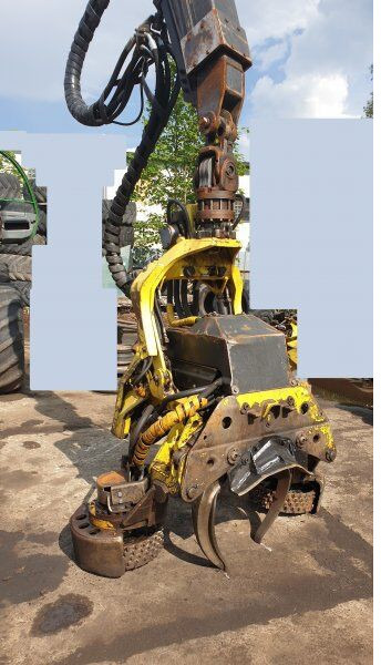 John Deere 1270E 6W - Kombajn za šumarstvo: slika John Deere 1270E 6W - Kombajn za šumarstvo John Deere 1270E 6W - Kombajn za šumarstvo: slika John Deere 1270E 6W - Kombajn za šumarstvo