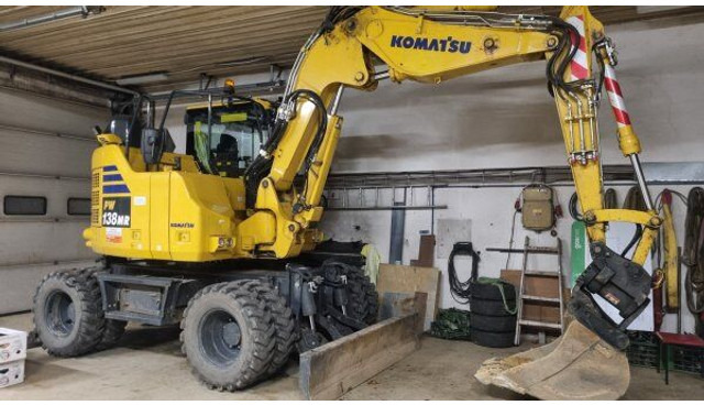 Komatsu PW 138 MR - Bager na kotačima: slika Komatsu PW 138 MR - Bager na kotačima Komatsu PW 138 MR - Bager na kotačima: slika Komatsu PW 138 MR - Bager na kotačima