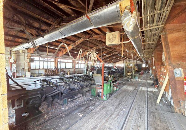 Královopolská G710 + G560 - Stroj za obradu drveta: slika Královopolská G710 + G560 - Stroj za obradu drveta Královopolská G710 + G560 - Stroj za obradu drveta: slika Královopolská G710 + G560 - Stroj za obradu drveta