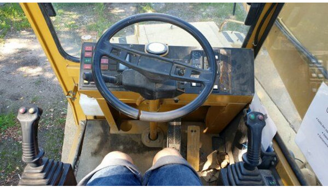 Autodizalica za sve terene Locatelli Gril 820: slika Autodizalica za sve terene Locatelli Gril 820