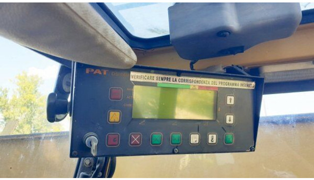 Autodizalica za sve terene Locatelli Gril 820: slika Autodizalica za sve terene Locatelli Gril 820