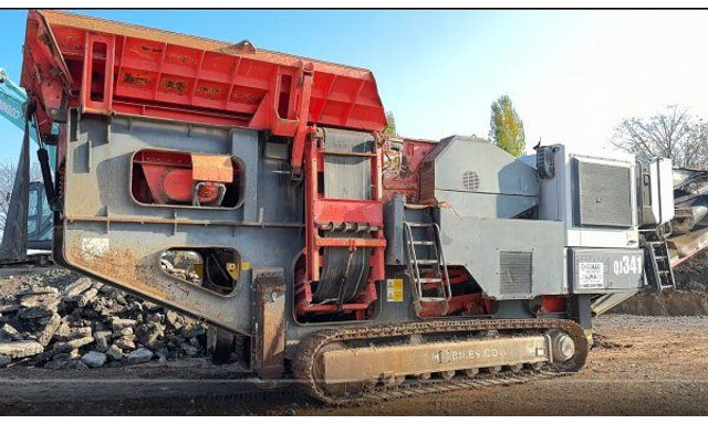 Sandvik QJ 341 - Čeljusna drobilica: slika Sandvik QJ 341 - Čeljusna drobilica Sandvik QJ 341 - Čeljusna drobilica: slika Sandvik QJ 341 - Čeljusna drobilica