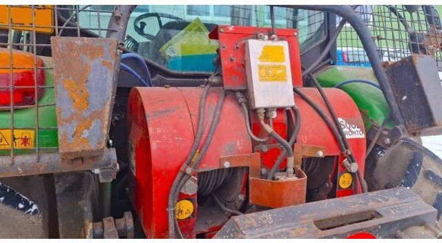 John Deere 6220 SE +Quicke +Igland twin - Šumarska oprema: slika John Deere 6220 SE +Quicke +Igland twin - Šumarska oprema John Deere 6220 SE +Quicke +Igland twin - Šumarska oprema: slika John Deere 6220 SE +Quicke +Igland twin - Šumarska oprema