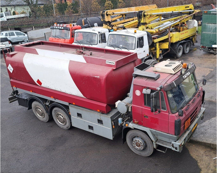 Tatra 6x6 T815 ADR 17m3 - Kamion cisterna: slika Tatra 6x6 T815 ADR 17m3 - Kamion cisterna Tatra 6x6 T815 ADR 17m3 - Kamion cisterna: slika Tatra 6x6 T815 ADR 17m3 - Kamion cisterna