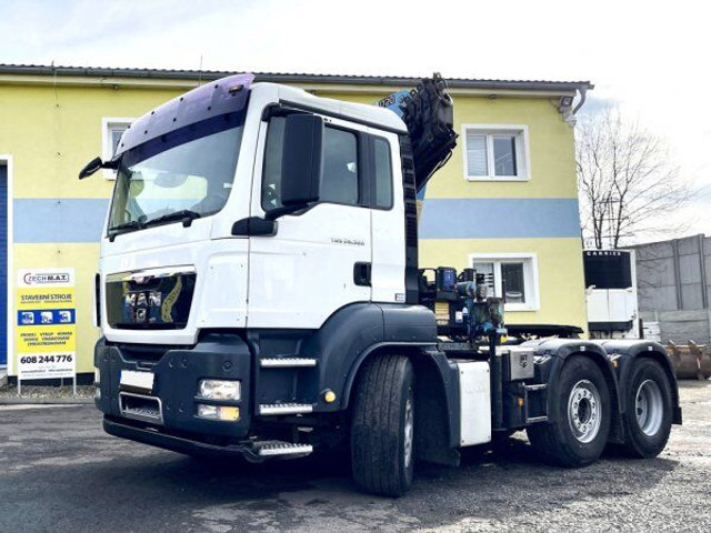 MAN 6x2 TGA 26.360 +17m HMF - Tegljač: slika MAN 6x2 TGA 26.360 +17m HMF - Tegljač MAN 6x2 TGA 26.360 +17m HMF - Tegljač: slika MAN 6x2 TGA 26.360 +17m HMF - Tegljač