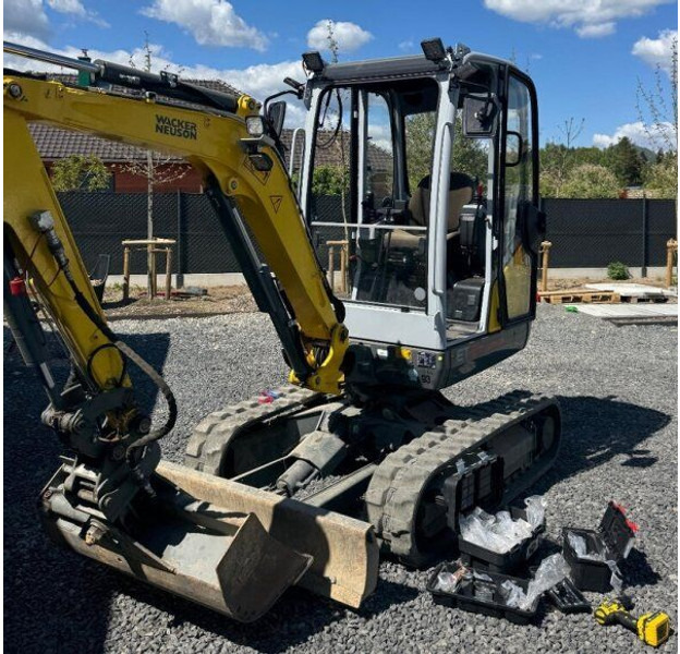 WACKER NEUSON ET24 VDS - Mini bager: slika WACKER NEUSON ET24 VDS - Mini bager WACKER NEUSON ET24 VDS - Mini bager: slika WACKER NEUSON ET24 VDS - Mini bager