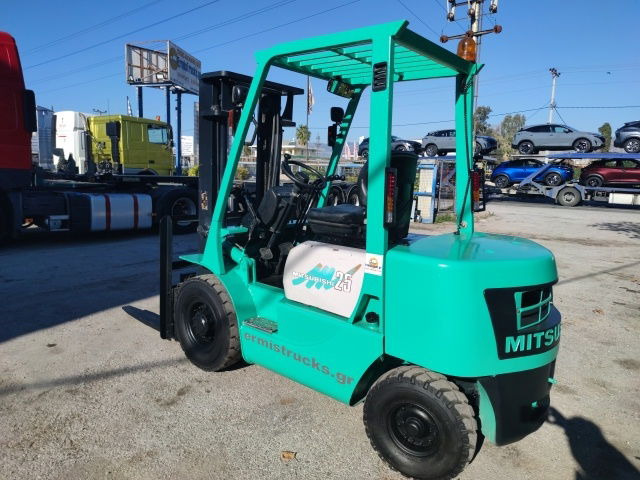 Mitsubishi 2.5TON - Viličar: slika Mitsubishi 2.5TON - Viličar Mitsubishi 2.5TON - Viličar: slika Mitsubishi 2.5TON - Viličar