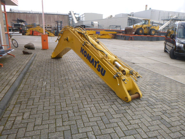 KOMATSU PC170-PC180-PC190 - Krak za Bager gusjeničar: slika KOMATSU PC170-PC180-PC190 - Krak za Bager gusjeničar KOMATSU PC170-PC180-PC190 - Krak za Bager gusjeničar: slika KOMATSU PC170-PC180-PC190 - Krak za Bager gusjeničar