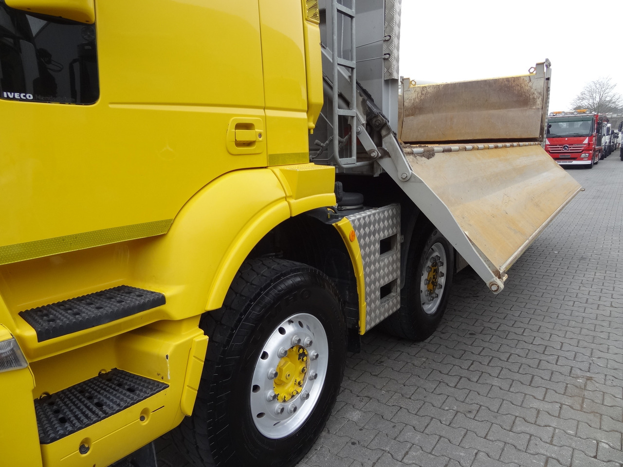 Iveco Trakker 450 8X4 Meiller - Kiper: slika Iveco Trakker 450 8X4 Meiller - Kiper Iveco Trakker 450 8X4 Meiller - Kiper: slika Iveco Trakker 450 8X4 Meiller - Kiper