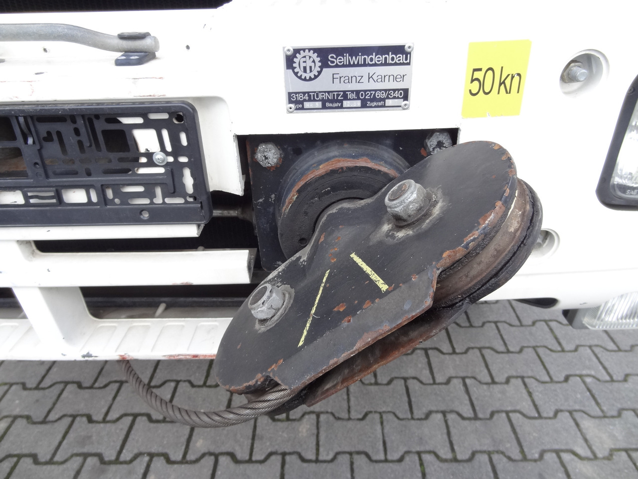 MAN F90 16.242 4X4 / Feuerwehr - Kamion-šasija: slika MAN F90 16.242 4X4 / Feuerwehr - Kamion-šasija MAN F90 16.242 4X4 / Feuerwehr - Kamion-šasija: slika MAN F90 16.242 4X4 / Feuerwehr - Kamion-šasija