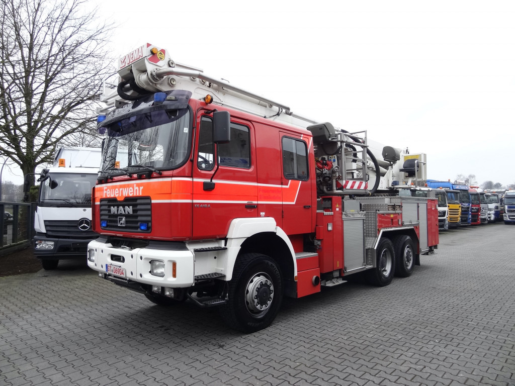 MAN FE 410 6X6 Feuerwehr Vema Lift 32 Meter - Podizna platforma montirana na kamion: slika MAN FE 410 6X6 Feuerwehr Vema Lift 32 Meter - Podizna platforma montirana na kamion MAN FE 410 6X6 Feuerwehr Vema Lift 32 Meter - Podizna platforma montirana na kamion: slika MAN FE 410 6X6 Feuerwehr Vema Lift 32 Meter - Podizna platforma montirana na kamion