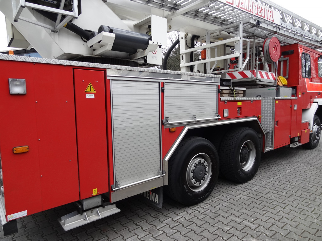 MAN FE 410 6X6 Feuerwehr Vema Lift 32 Meter - Podizna platforma montirana na kamion: slika MAN FE 410 6X6 Feuerwehr Vema Lift 32 Meter - Podizna platforma montirana na kamion MAN FE 410 6X6 Feuerwehr Vema Lift 32 Meter - Podizna platforma montirana na kamion: slika MAN FE 410 6X6 Feuerwehr Vema Lift 32 Meter - Podizna platforma montirana na kamion