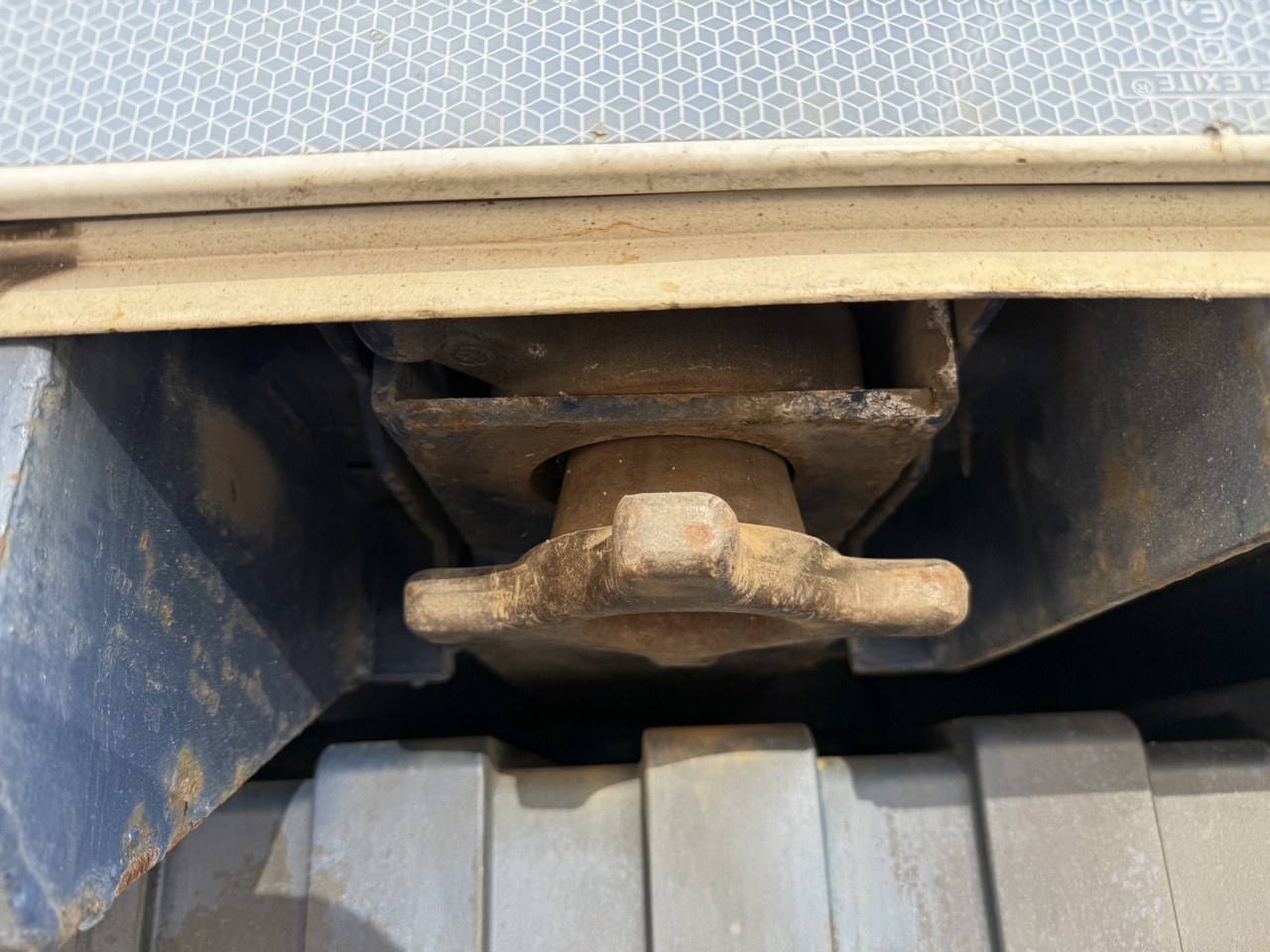 MAN TGX 26.440 6X2 Palfinger PK42502 - Kamion s otvorenim sandukom, Kamion s kranom: slika MAN TGX 26.440 6X2 Palfinger PK42502 - Kamion s otvorenim sandukom, Kamion s kranom MAN TGX 26.440 6X2 Palfinger PK42502 - Kamion s otvorenim sandukom, Kamion s kranom: slika MAN TGX 26.440 6X2 Palfinger PK42502 - Kamion s otvorenim sandukom, Kamion s kranom