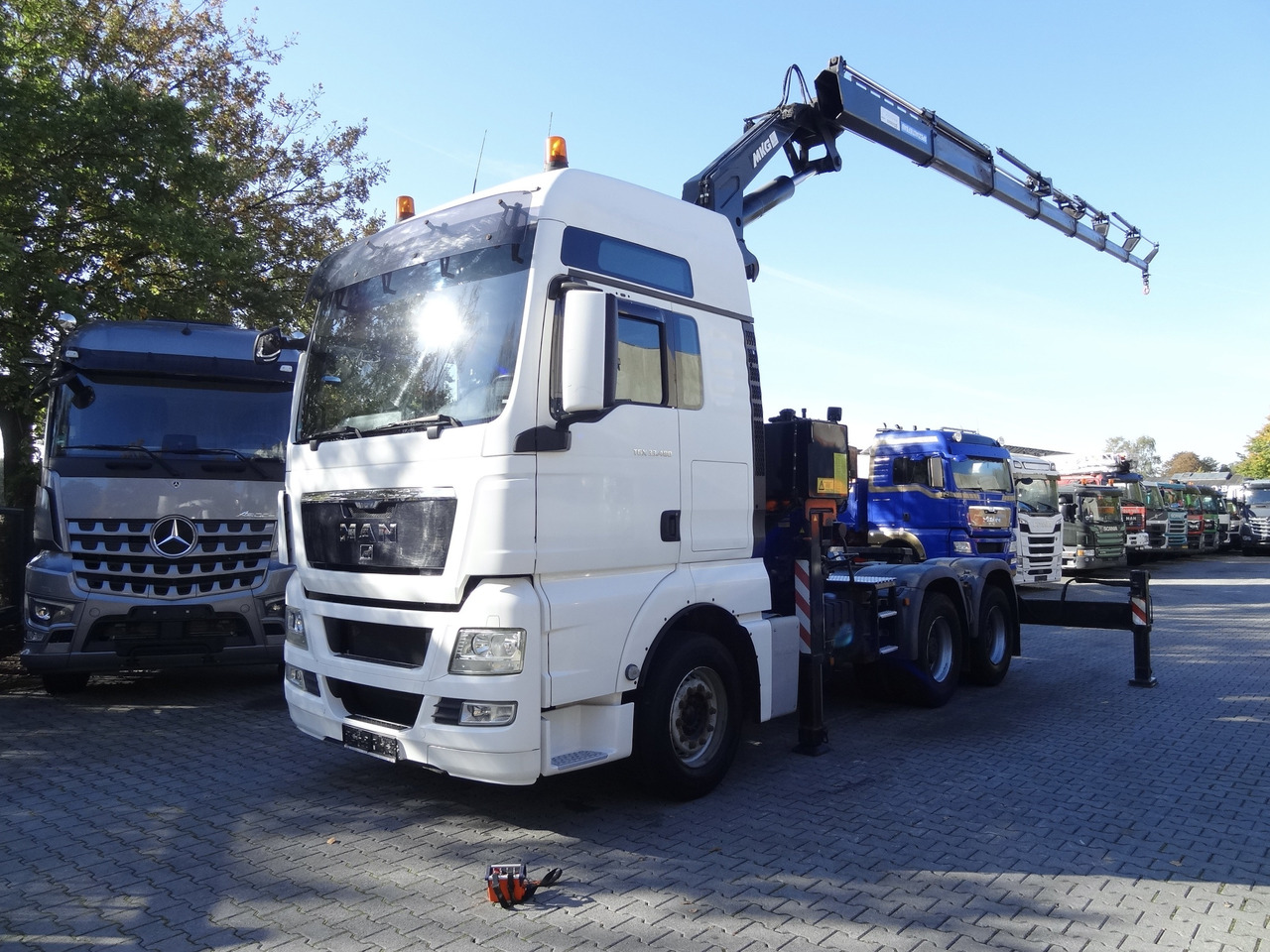 MAN TGX 33.480 6X4 Kran MKG 381 bis 20 Meter - Kamion s kranom, Tegljač: slika MAN TGX 33.480 6X4 Kran MKG 381 bis 20 Meter - Kamion s kranom, Tegljač MAN TGX 33.480 6X4 Kran MKG 381 bis 20 Meter - Kamion s kranom, Tegljač: slika MAN TGX 33.480 6X4 Kran MKG 381 bis 20 Meter - Kamion s kranom, Tegljač
