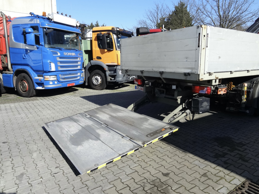 Scania R440 6X2*4 Kran HMF 3000 bis 30 Meter - Kamion s kranom, Kamion s otvorenim sandukom: slika Scania R440 6X2*4 Kran HMF 3000 bis 30 Meter - Kamion s kranom, Kamion s otvorenim sandukom Scania R440 6X2*4 Kran HMF 3000 bis 30 Meter - Kamion s kranom, Kamion s otvorenim sandukom: slika Scania R440 6X2*4 Kran HMF 3000 bis 30 Meter - Kamion s kranom, Kamion s otvorenim sandukom