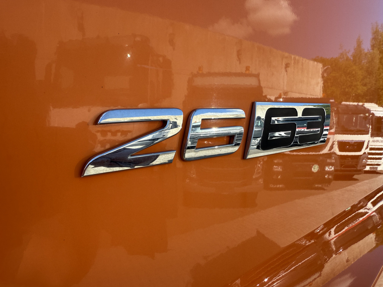 Mercedes-Benz Actros MP5 2663 6X4 Super Ausstattung - Tegljač: slika Mercedes-Benz Actros MP5 2663 6X4 Super Ausstattung - Tegljač Mercedes-Benz Actros MP5 2663 6X4 Super Ausstattung - Tegljač: slika Mercedes-Benz Actros MP5 2663 6X4 Super Ausstattung - Tegljač