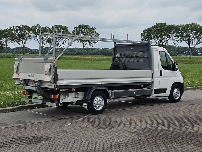 Citroën Jumper 2.0 BHDI 130 LAADKLEP - Dostavno vozilo s ravnom platformom: slika Citroën Jumper 2.0 BHDI 130 LAADKLEP - Dostavno vozilo s ravnom platformom Citroën Jumper 2.0 BHDI 130 LAADKLEP - Dostavno vozilo s ravnom platformom: slika Citroën Jumper 2.0 BHDI 130 LAADKLEP - Dostavno vozilo s ravnom platformom