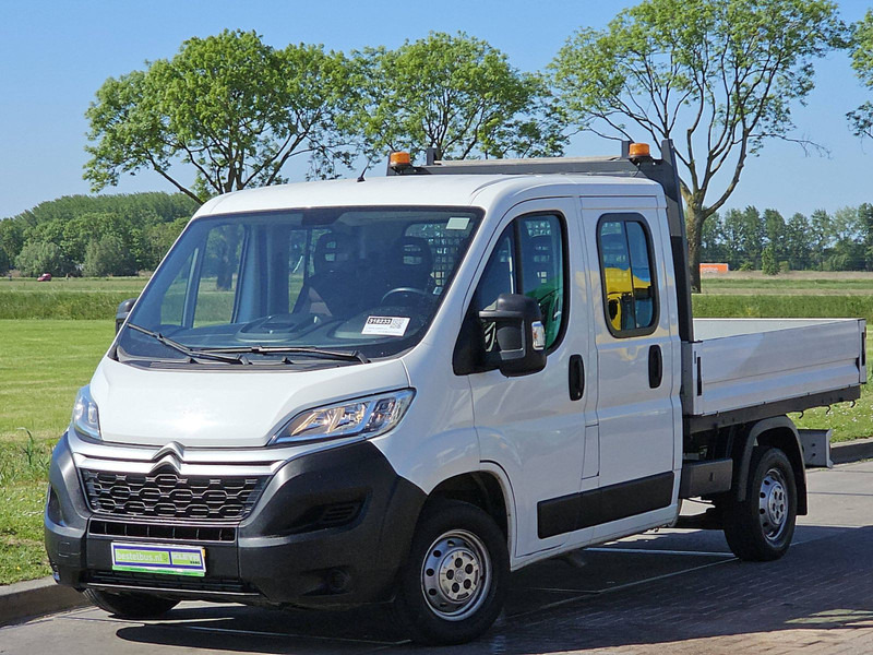 Citroën Jumper 2.0 DC 6pers EURO6 - Dostavno vozilo s ravnom platformom: slika Citroën Jumper 2.0 DC 6pers EURO6 - Dostavno vozilo s ravnom platformom Citroën Jumper 2.0 DC 6pers EURO6 - Dostavno vozilo s ravnom platformom: slika Citroën Jumper 2.0 DC 6pers EURO6 - Dostavno vozilo s ravnom platformom