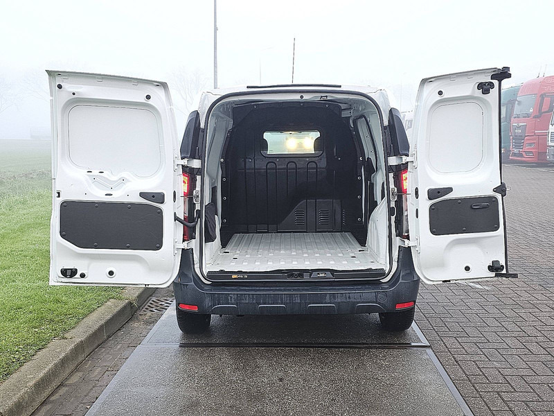 Dostavno vozilo sa zatvorenim sandukom Dacia Dokker 1.5 DCI 75: slika Dostavno vozilo sa zatvorenim sandukom Dacia Dokker 1.5 DCI 75 Dostavno vozilo sa zatvorenim sandukom Dacia Dokker 1.5 DCI 75: slika Dostavno vozilo sa zatvorenim sandukom Dacia Dokker 1.5 DCI 75