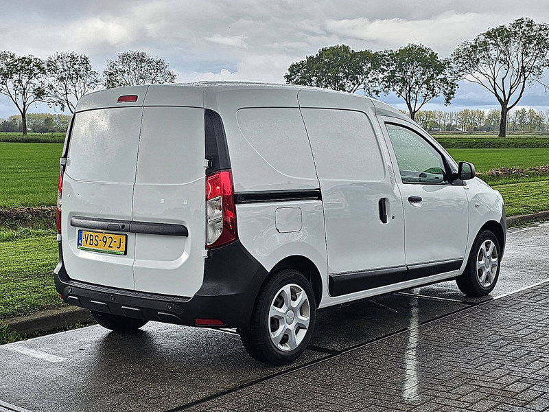 Dacia Dokker 1.5 L1 Airco Navi Euro6 - Dostavno vozilo sa zatvorenim sandukom: slika Dacia Dokker 1.5 L1 Airco Navi Euro6 - Dostavno vozilo sa zatvorenim sandukom Dacia Dokker 1.5 L1 Airco Navi Euro6 - Dostavno vozilo sa zatvorenim sandukom: slika Dacia Dokker 1.5 L1 Airco Navi Euro6 - Dostavno vozilo sa zatvorenim sandukom