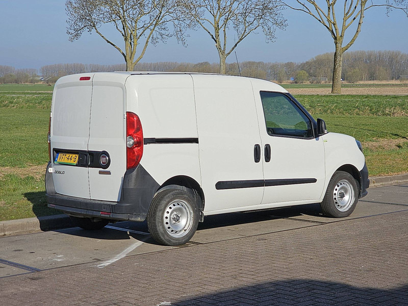 Fiat Doblò 1.3 L1 Airco Euro6 NAP! - Dostavno vozilo sa zatvorenim sandukom: slika Fiat Doblò 1.3 L1 Airco Euro6 NAP! - Dostavno vozilo sa zatvorenim sandukom Fiat Doblò 1.3 L1 Airco Euro6 NAP! - Dostavno vozilo sa zatvorenim sandukom: slika Fiat Doblò 1.3 L1 Airco Euro6 NAP! - Dostavno vozilo sa zatvorenim sandukom