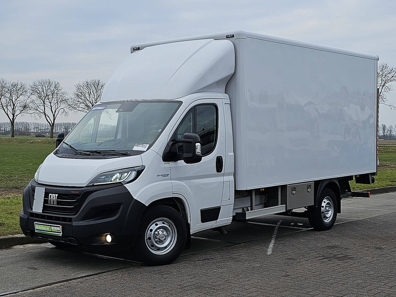 Fiat Ducato 35 AC AUTOMAAT EURO6 - Dostavno vozilo sa zatvorenim sandukom: slika Fiat Ducato 35 AC AUTOMAAT EURO6 - Dostavno vozilo sa zatvorenim sandukom Fiat Ducato 35 AC AUTOMAAT EURO6 - Dostavno vozilo sa zatvorenim sandukom: slika Fiat Ducato 35 AC AUTOMAAT EURO6 - Dostavno vozilo sa zatvorenim sandukom
