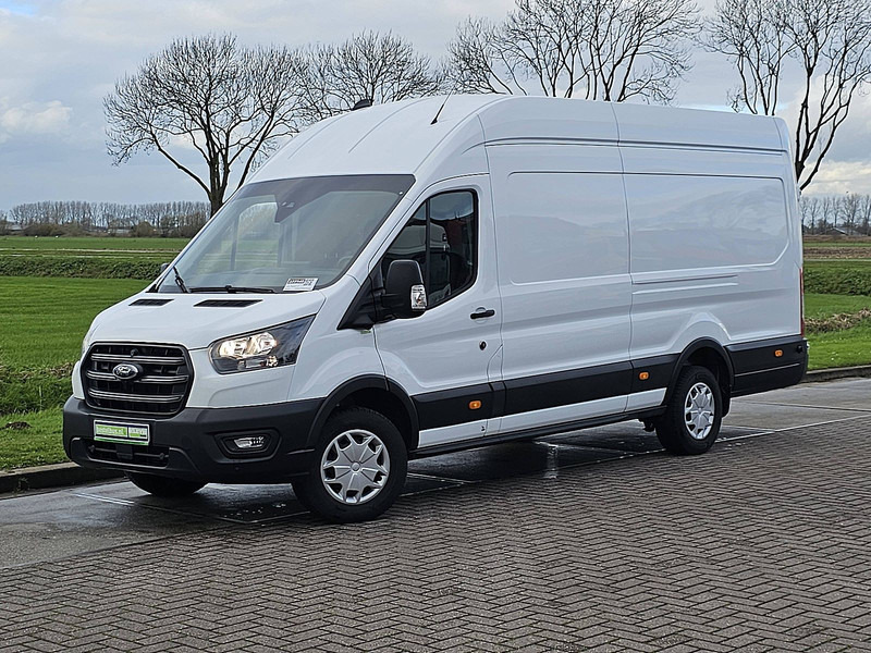 Ford Transit 2.0 L4H3 360Camera Navi - Furgon: slika Ford Transit 2.0 L4H3 360Camera Navi - Furgon Ford Transit 2.0 L4H3 360Camera Navi - Furgon: slika Ford Transit 2.0 L4H3 360Camera Navi - Furgon
