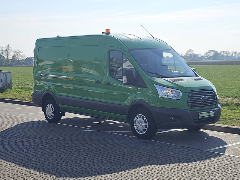 Ford Transit 2.0 TDCI 130 AMB. L3H2 - Furgon: slika Ford Transit 2.0 TDCI 130 AMB. L3H2 - Furgon Ford Transit 2.0 TDCI 130 AMB. L3H2 - Furgon: slika Ford Transit 2.0 TDCI 130 AMB. L3H2 - Furgon
