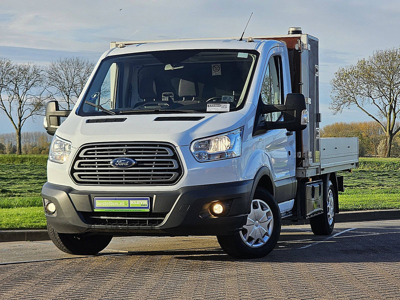 Ford Transit 2.0 TDCI 130 - Dostavno vozilo s ravnom platformom: slika Ford Transit 2.0 TDCI 130 - Dostavno vozilo s ravnom platformom Ford Transit 2.0 TDCI 130 - Dostavno vozilo s ravnom platformom: slika Ford Transit 2.0 TDCI 130 - Dostavno vozilo s ravnom platformom