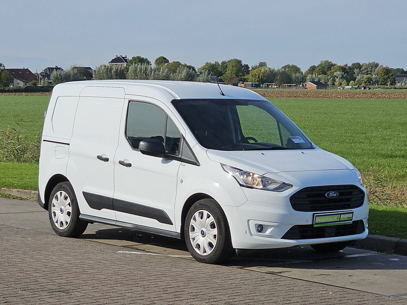 Ford Transit Connect 1.5 L1 Airco Euro6 NAP! - Dostavno vozilo sa zatvorenim sandukom: slika Ford Transit Connect 1.5 L1 Airco Euro6 NAP! - Dostavno vozilo sa zatvorenim sandukom Ford Transit Connect 1.5 L1 Airco Euro6 NAP! - Dostavno vozilo sa zatvorenim sandukom: slika Ford Transit Connect 1.5 L1 Airco Euro6 NAP! - Dostavno vozilo sa zatvorenim sandukom