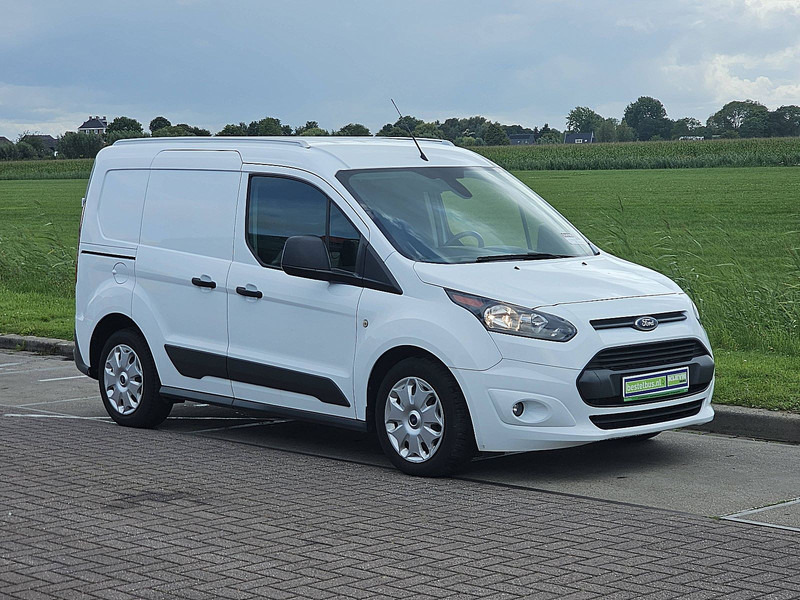 Ford Transit Connect L1 Navi 3-Zits Euro6 - Dostavno vozilo sa zatvorenim sandukom: slika Ford Transit Connect L1 Navi 3-Zits Euro6 - Dostavno vozilo sa zatvorenim sandukom Ford Transit Connect L1 Navi 3-Zits Euro6 - Dostavno vozilo sa zatvorenim sandukom: slika Ford Transit Connect L1 Navi 3-Zits Euro6 - Dostavno vozilo sa zatvorenim sandukom