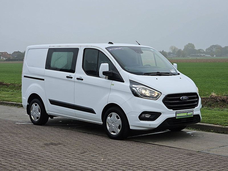 Ford Transit Custom 2.0 L1H1 Navi Euro6 - Mali kombi: slika Ford Transit Custom 2.0 L1H1 Navi Euro6 - Mali kombi Ford Transit Custom 2.0 L1H1 Navi Euro6 - Mali kombi: slika Ford Transit Custom 2.0 L1H1 Navi Euro6 - Mali kombi