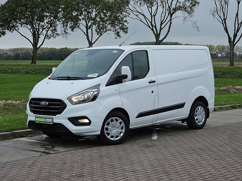 Ford Transit Custom 2.0 L1H1 Navi Euro6 - Mali kombi: slika Ford Transit Custom 2.0 L1H1 Navi Euro6 - Mali kombi Ford Transit Custom 2.0 L1H1 Navi Euro6 - Mali kombi: slika Ford Transit Custom 2.0 L1H1 Navi Euro6 - Mali kombi