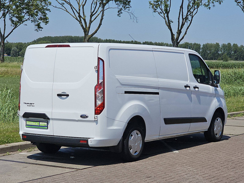Ford Transit Custom 2.0 L2H1 Navi Airco - Mali kombi: slika Ford Transit Custom 2.0 L2H1 Navi Airco - Mali kombi Ford Transit Custom 2.0 L2H1 Navi Airco - Mali kombi: slika Ford Transit Custom 2.0 L2H1 Navi Airco - Mali kombi