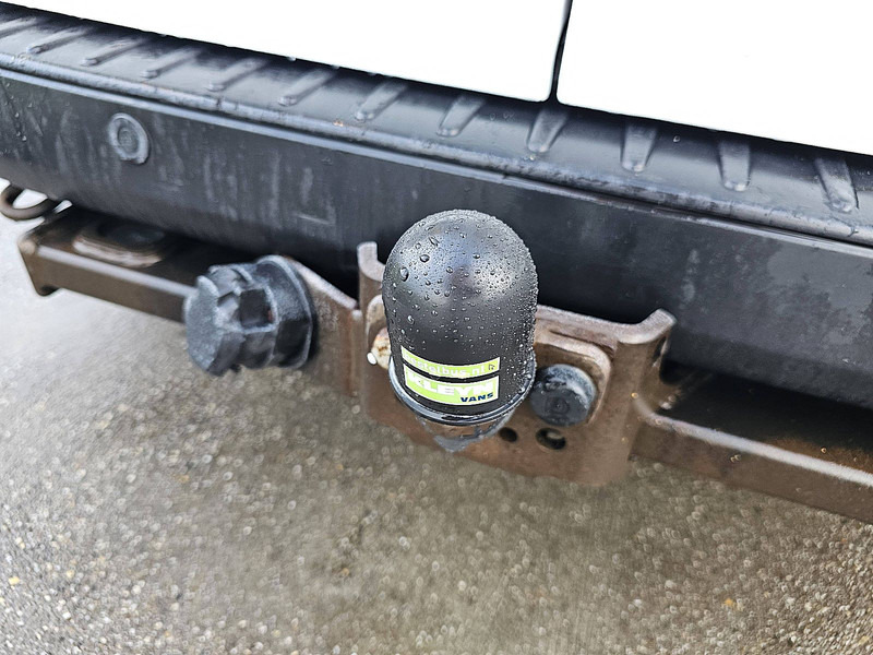 Mali kombi Ford Transit Custom 2.0 TDCI 130 TREND L2: slika Mali kombi Ford Transit Custom 2.0 TDCI 130 TREND L2 Mali kombi Ford Transit Custom 2.0 TDCI 130 TREND L2: slika Mali kombi Ford Transit Custom 2.0 TDCI 130 TREND L2