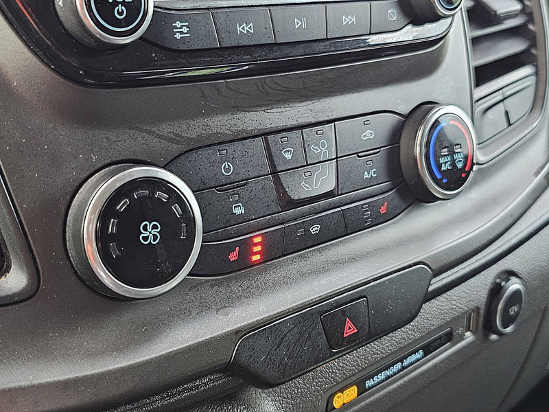 Mali kombi Ford Transit Custom 2.0 TDCI 130 TREND L2: slika Mali kombi Ford Transit Custom 2.0 TDCI 130 TREND L2 Mali kombi Ford Transit Custom 2.0 TDCI 130 TREND L2: slika Mali kombi Ford Transit Custom 2.0 TDCI 130 TREND L2