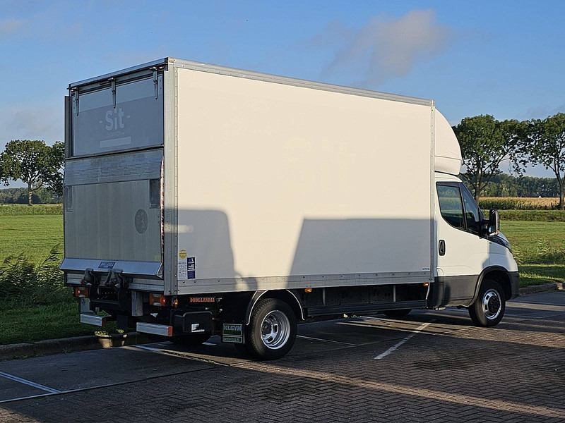 Iveco Daily 35C14 Bakwagen Laadklep! - Dostavno vozilo sa zatvorenim sandukom: slika Iveco Daily 35C14 Bakwagen Laadklep! - Dostavno vozilo sa zatvorenim sandukom Iveco Daily 35C14 Bakwagen Laadklep! - Dostavno vozilo sa zatvorenim sandukom: slika Iveco Daily 35C14 Bakwagen Laadklep! - Dostavno vozilo sa zatvorenim sandukom
