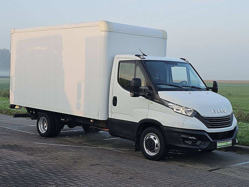 Iveco Daily 35C16 Bakwagen Laadklep! - Dostavno vozilo sa zatvorenim sandukom: slika Iveco Daily 35C16 Bakwagen Laadklep! - Dostavno vozilo sa zatvorenim sandukom Iveco Daily 35C16 Bakwagen Laadklep! - Dostavno vozilo sa zatvorenim sandukom: slika Iveco Daily 35C16 Bakwagen Laadklep! - Dostavno vozilo sa zatvorenim sandukom