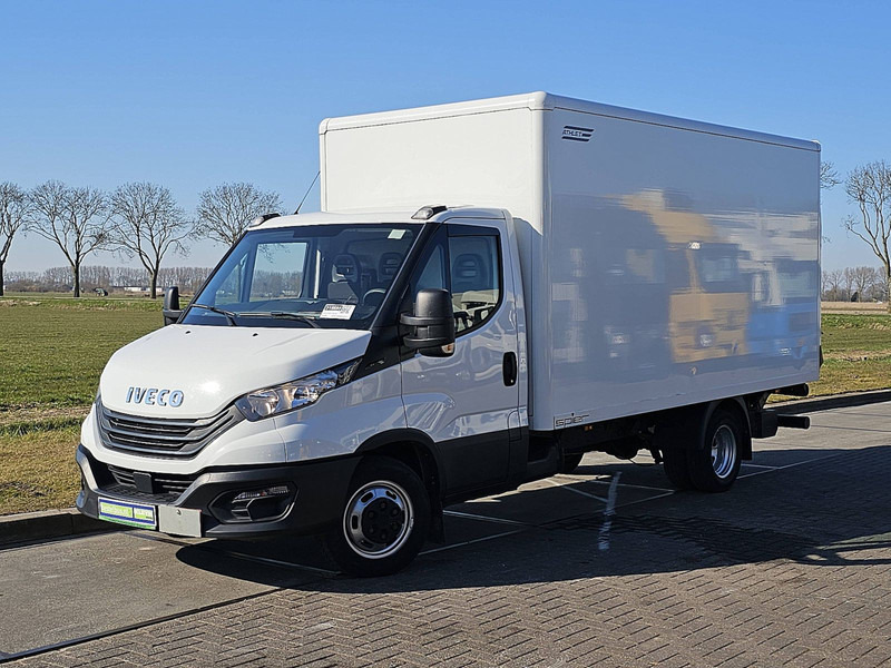 Iveco Daily 35C16 Bakwagen Laadklep! - Dostavno vozilo sa zatvorenim sandukom: slika Iveco Daily 35C16 Bakwagen Laadklep! - Dostavno vozilo sa zatvorenim sandukom Iveco Daily 35C16 Bakwagen Laadklep! - Dostavno vozilo sa zatvorenim sandukom: slika Iveco Daily 35C16 Bakwagen Laadklep! - Dostavno vozilo sa zatvorenim sandukom