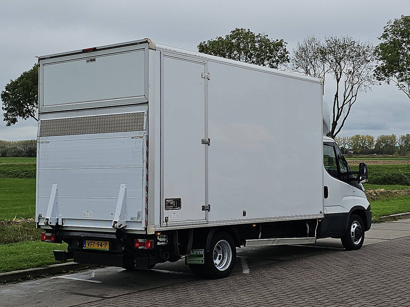 Iveco Daily 35C16 Bakwagen Laadklep! - Dostavno vozilo sa zatvorenim sandukom: slika Iveco Daily 35C16 Bakwagen Laadklep! - Dostavno vozilo sa zatvorenim sandukom Iveco Daily 35C16 Bakwagen Laadklep! - Dostavno vozilo sa zatvorenim sandukom: slika Iveco Daily 35C16 Bakwagen Laadklep! - Dostavno vozilo sa zatvorenim sandukom