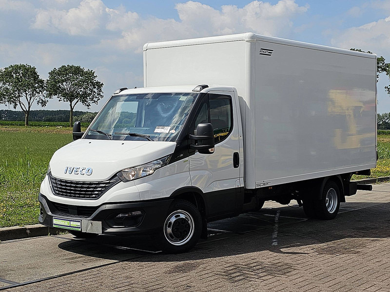 Iveco Daily 35C16 Bakwagen Laadklep - Dostavno vozilo sa zatvorenim sandukom: slika Iveco Daily 35C16 Bakwagen Laadklep - Dostavno vozilo sa zatvorenim sandukom Iveco Daily 35C16 Bakwagen Laadklep - Dostavno vozilo sa zatvorenim sandukom: slika Iveco Daily 35C16 Bakwagen Laadklep - Dostavno vozilo sa zatvorenim sandukom