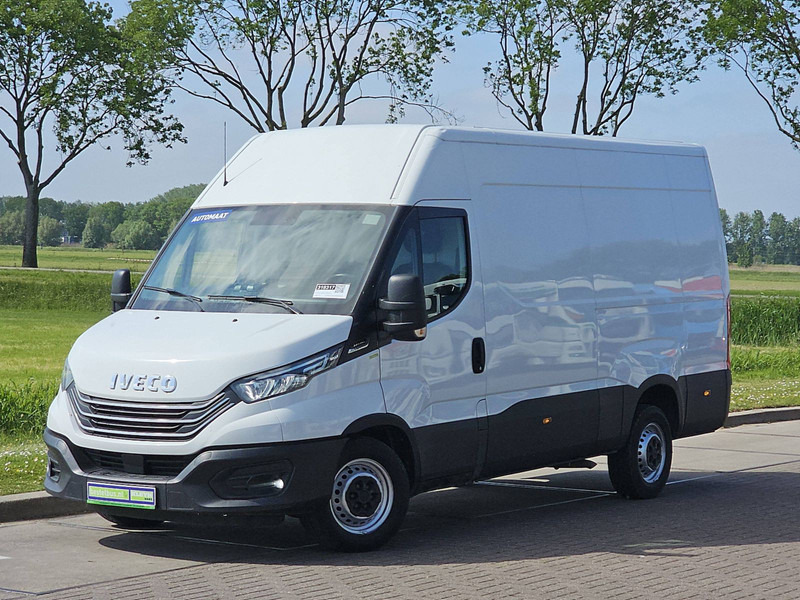 Iveco Daily 35S14 HI- MATIC L2H2 LED - Furgon: slika Iveco Daily 35S14 HI- MATIC L2H2 LED - Furgon Iveco Daily 35S14 HI- MATIC L2H2 LED - Furgon: slika Iveco Daily 35S14 HI- MATIC L2H2 LED - Furgon