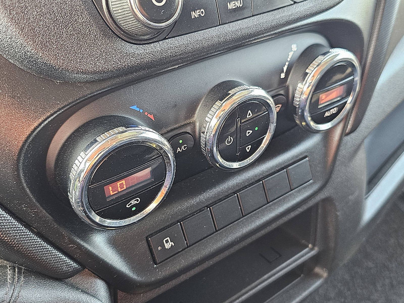 Furgon Iveco Daily 35S14       L2H2 Imperiaal Euro6: slika Furgon Iveco Daily 35S14       L2H2 Imperiaal Euro6