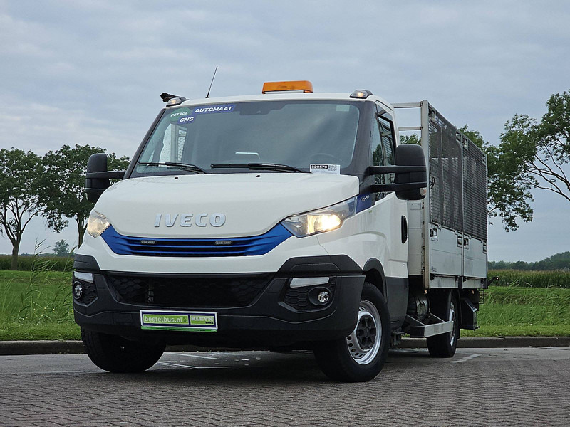 Iveco Daily 35S14 aardgas EURO6 - Dostavno vozilo s ravnom platformom: slika Iveco Daily 35S14 aardgas EURO6 - Dostavno vozilo s ravnom platformom Iveco Daily 35S14 aardgas EURO6 - Dostavno vozilo s ravnom platformom: slika Iveco Daily 35S14 aardgas EURO6 - Dostavno vozilo s ravnom platformom