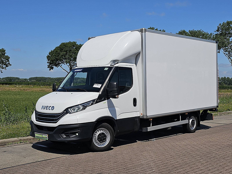 Iveco Daily 35S14 ac automaat EURO6 - Dostavno vozilo sa zatvorenim sandukom: slika Iveco Daily 35S14 ac automaat EURO6 - Dostavno vozilo sa zatvorenim sandukom Iveco Daily 35S14 ac automaat EURO6 - Dostavno vozilo sa zatvorenim sandukom: slika Iveco Daily 35S14 ac automaat EURO6 - Dostavno vozilo sa zatvorenim sandukom