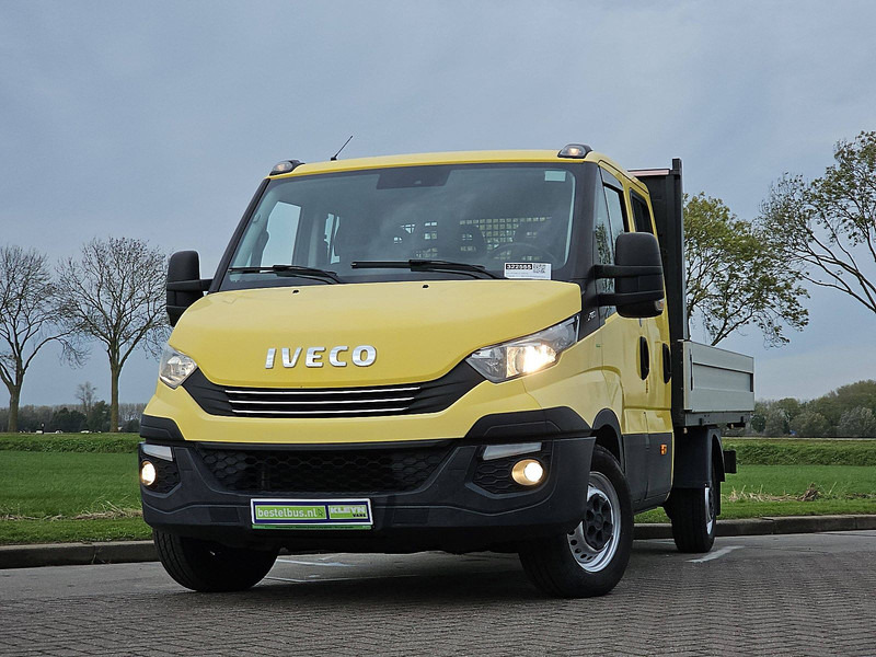 Iveco Daily 35S18 L4 ac automaat EURO6 - Dostavno vozilo s ravnom platformom: slika Iveco Daily 35S18 L4 ac automaat EURO6 - Dostavno vozilo s ravnom platformom Iveco Daily 35S18 L4 ac automaat EURO6 - Dostavno vozilo s ravnom platformom: slika Iveco Daily 35S18 L4 ac automaat EURO6 - Dostavno vozilo s ravnom platformom