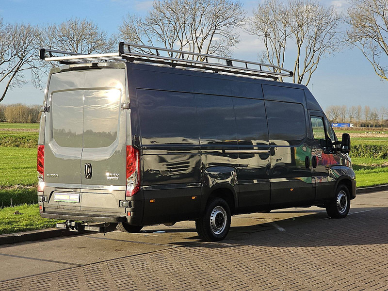 Iveco Daily 35S18 ac automaat EURO6 - Furgon: slika Iveco Daily 35S18 ac automaat EURO6 - Furgon Iveco Daily 35S18 ac automaat EURO6 - Furgon: slika Iveco Daily 35S18 ac automaat EURO6 - Furgon