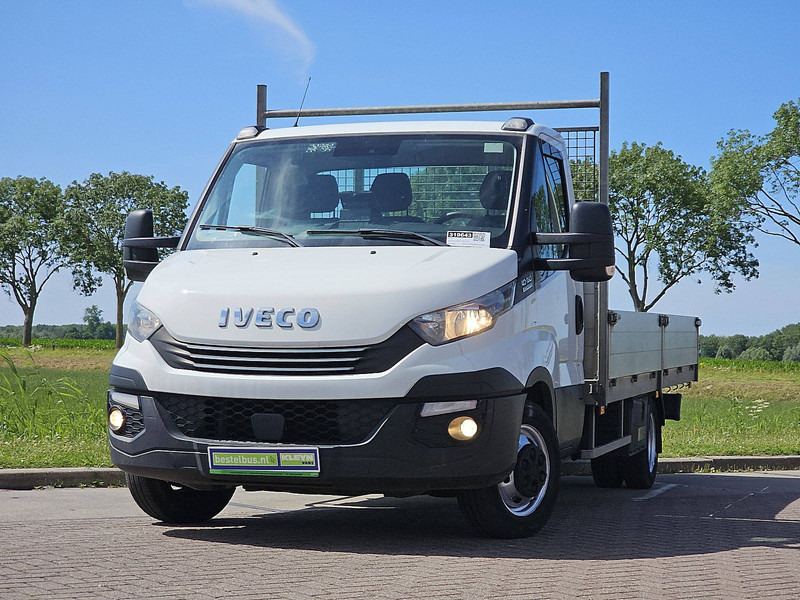Iveco Daily 40C18 3.0 ac aut. EURO6 - Dostavno vozilo s ravnom platformom: slika Iveco Daily 40C18 3.0 ac aut. EURO6 - Dostavno vozilo s ravnom platformom Iveco Daily 40C18 3.0 ac aut. EURO6 - Dostavno vozilo s ravnom platformom: slika Iveco Daily 40C18 3.0 ac aut. EURO6 - Dostavno vozilo s ravnom platformom