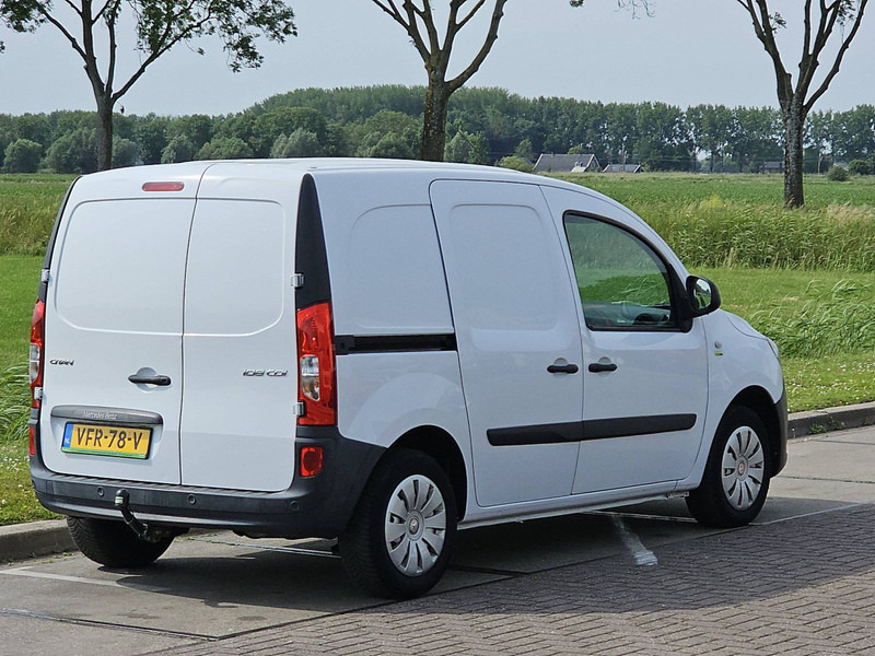 Mercedes-Benz Citan 108 CDI LONG Airco Euro6 NAP - Dostavno vozilo sa zatvorenim sandukom: slika Mercedes-Benz Citan 108 CDI LONG Airco Euro6 NAP - Dostavno vozilo sa zatvorenim sandukom Mercedes-Benz Citan 108 CDI LONG Airco Euro6 NAP - Dostavno vozilo sa zatvorenim sandukom: slika Mercedes-Benz Citan 108 CDI LONG Airco Euro6 NAP - Dostavno vozilo sa zatvorenim sandukom